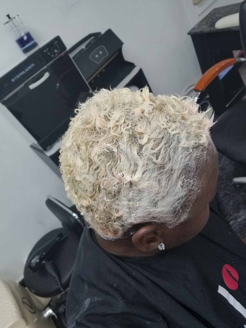 Fusion Salon | 4306 Hollywood Blvd, Hollywood, FL 33021, USA | Phone: (954) 322-6303