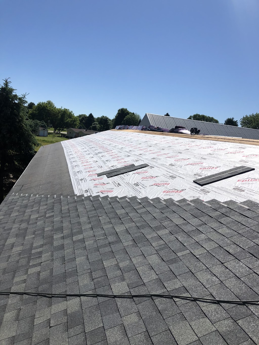 Cruzs Roofing & Construction | 4609 Femrite Dr, Madison, WI 53716, USA | Phone: (608) 222-2200