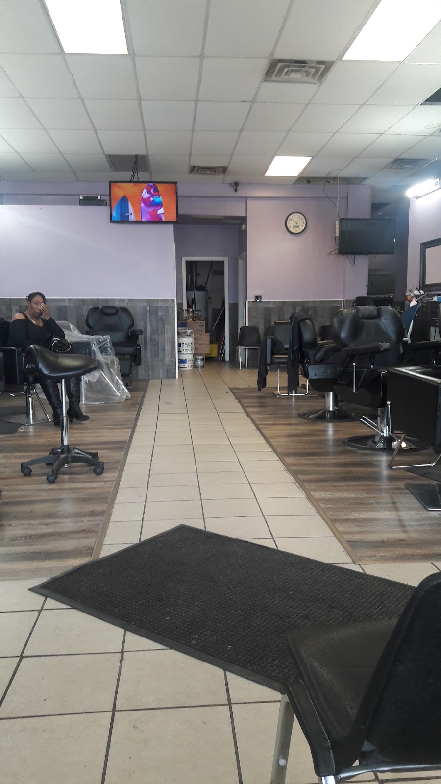 Kut-Em Up Hair & Nails Salon | 14661 Greenfield Rd, Detroit, MI 48227, USA | Phone: (313) 270-4247