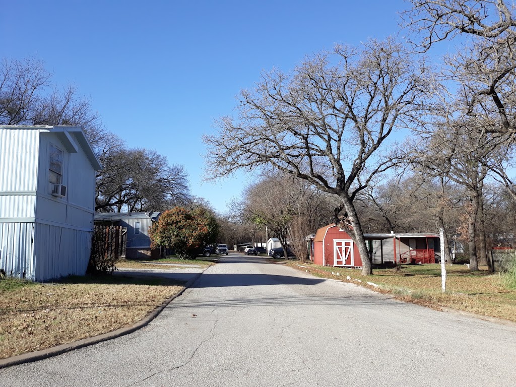 Country Oaks Mobile Home Park | 6452 Nine Mile Bridge Rd, Fort Worth, TX 76135, USA | Phone: (972) 376-0875