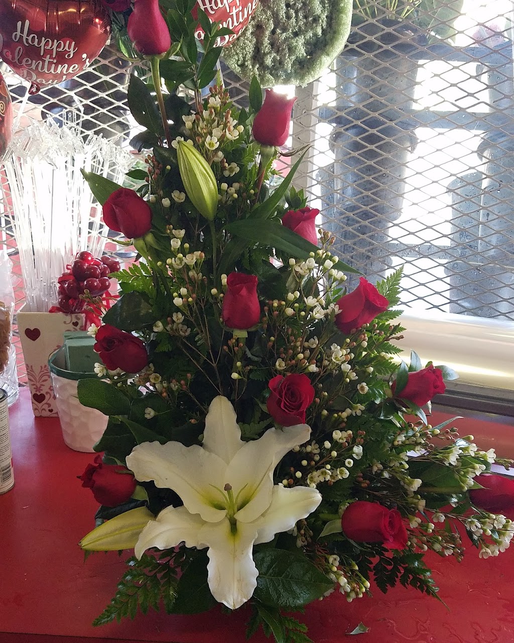 Arianas Flowers | 15700 Vanowen St, Lake Balboa, CA 91406, USA | Phone: (818) 429-4357