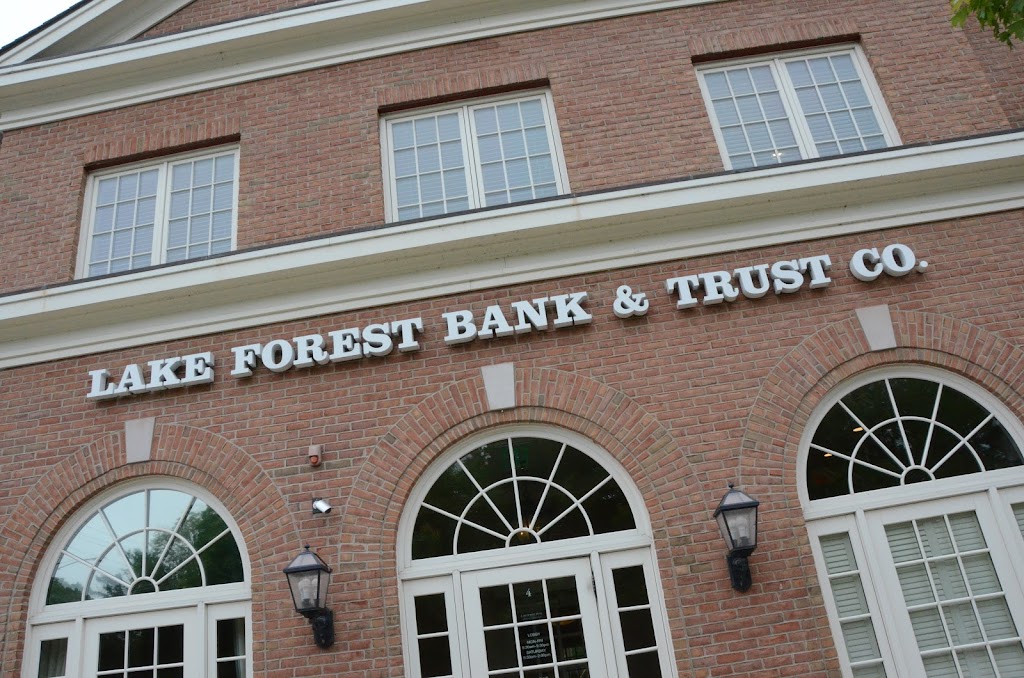 Lake Forest Bank & Trust | 4 E Scranton Ave, Lake Bluff, IL 60044, USA | Phone: (847) 615-4060