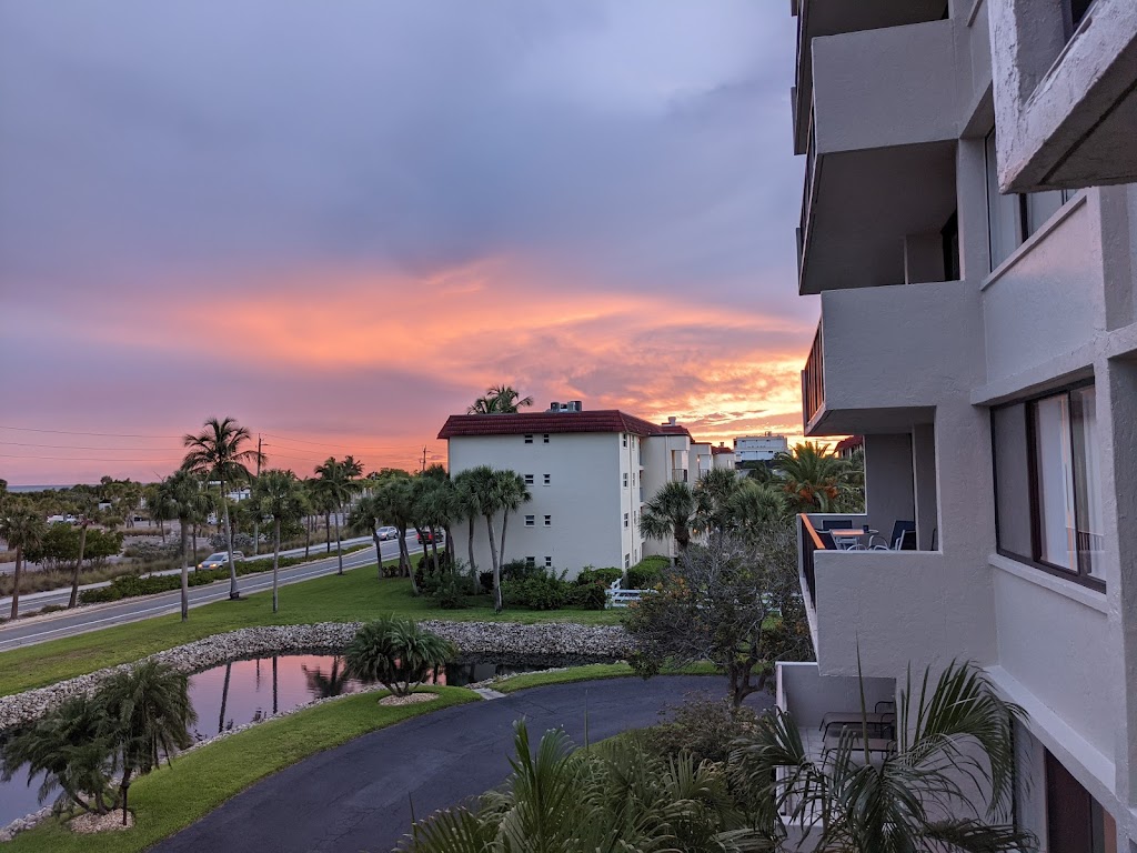 Our House at the Beach by Tropical Sands Accommodations | 1001 Beach Rd, Siesta Key, FL 34242 | Phone: (941) 779-7501