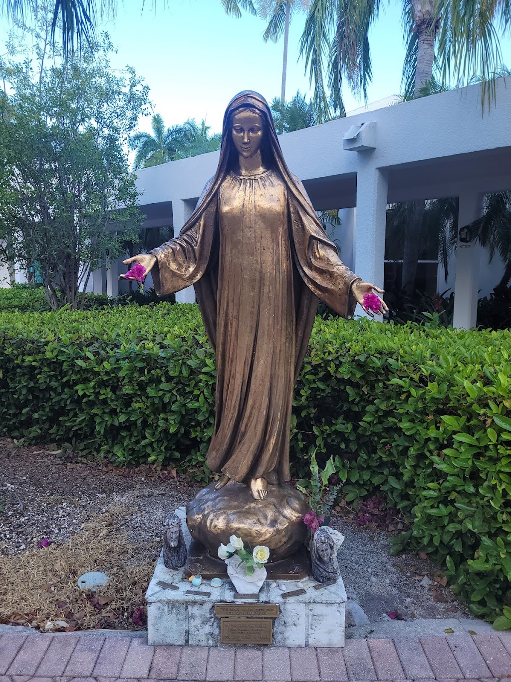 St Justin Martyr Church | 105500 Overseas Hwy, Key Largo, FL 33037, USA | Phone: (305) 451-1316