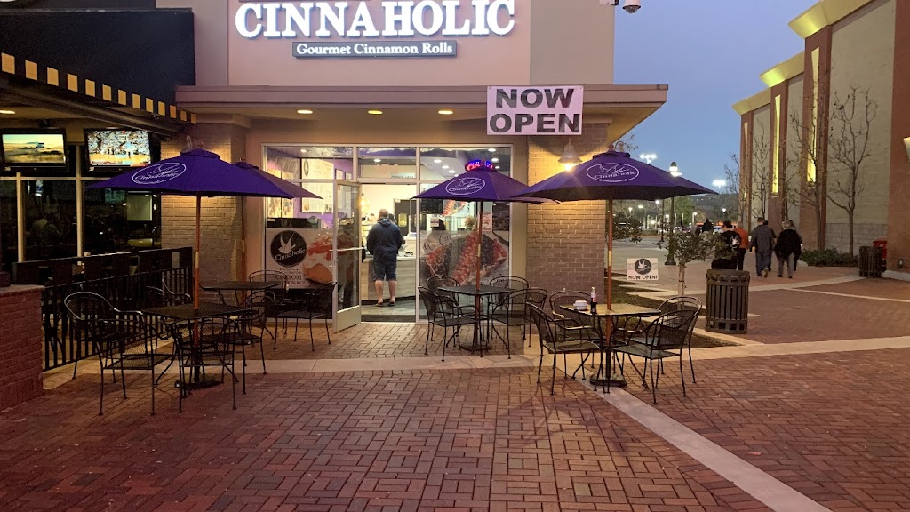 Cinnaholic | 2670 Tuscany St Suite 104, Corona, CA 92881, USA | Phone: (951) 893-1159