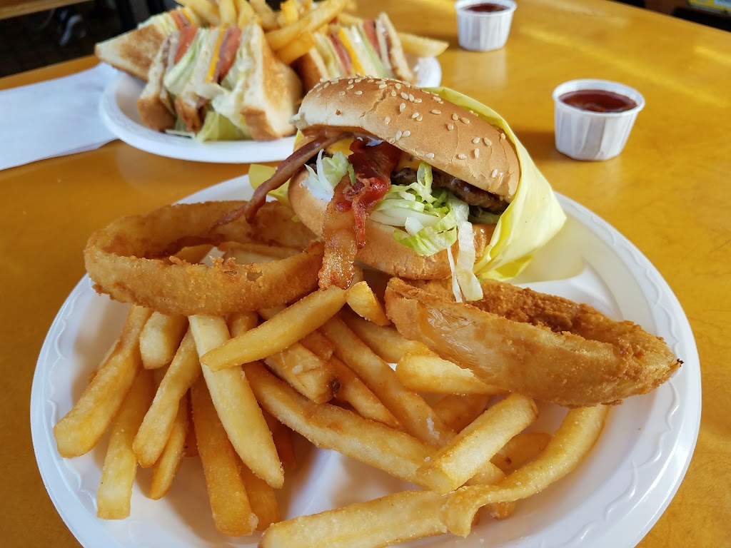 T & S Burgers | 650 W La Habra Blvd, La Habra, CA 90631, USA | Phone: (562) 697-2281