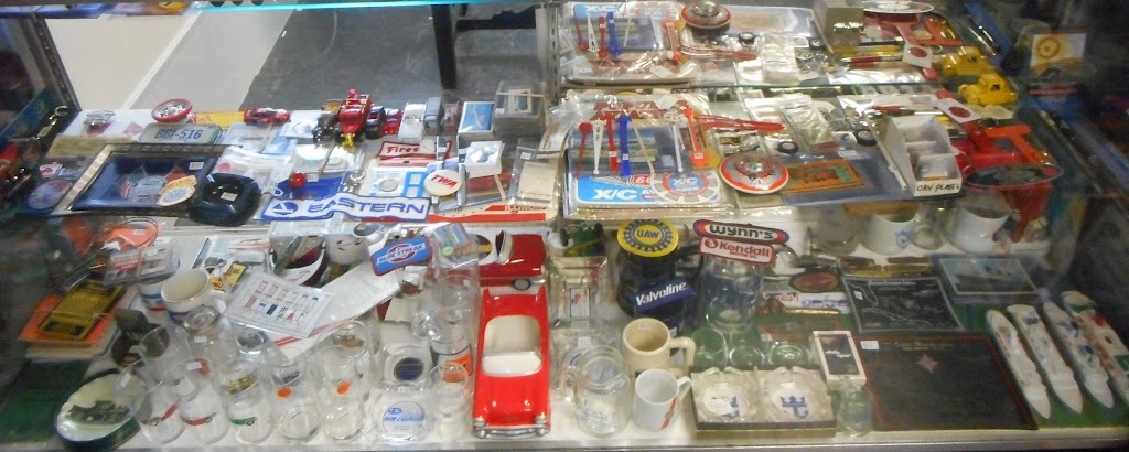Rediscover Antiques & Collectibles | 9912 S Broadway St, St. Louis, MO 63125, USA | Phone: (314) 226-9427
