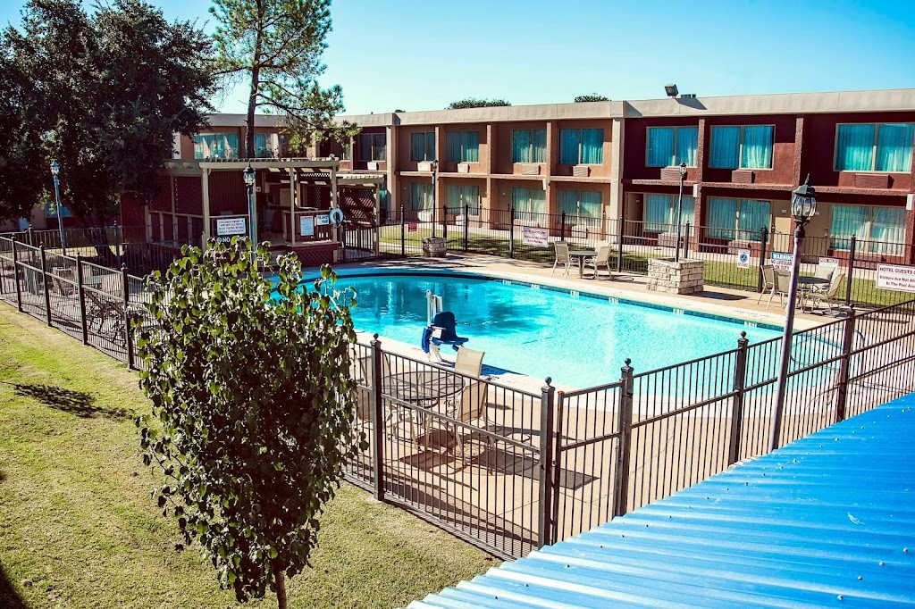 Express Inn & Suites | 1215 I-30 Frontage Rd, Greenville, TX 75402, USA | Phone: (903) 454-7000