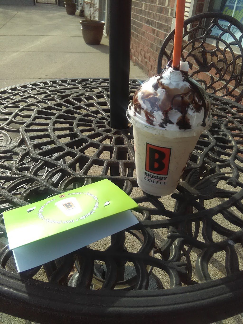 Biggby Coffee | 3389 Greenfield Rd, Dearborn, MI 48120, USA | Phone: (313) 982-1100