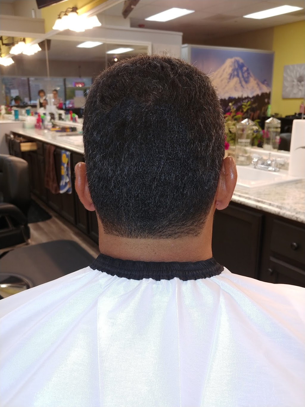 Rainier Barber and Styling | 711 112th St SE, Everett, WA 98208 | Phone: (425) 374-7853