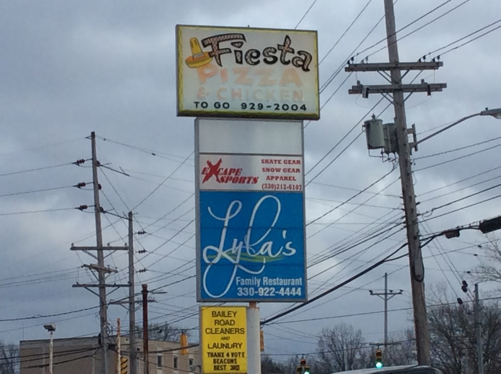 Fiesta Pizza & Chicken | 1939 Bailey Rd, Cuyahoga Falls, OH 44221, USA | Phone: (330) 929-2004