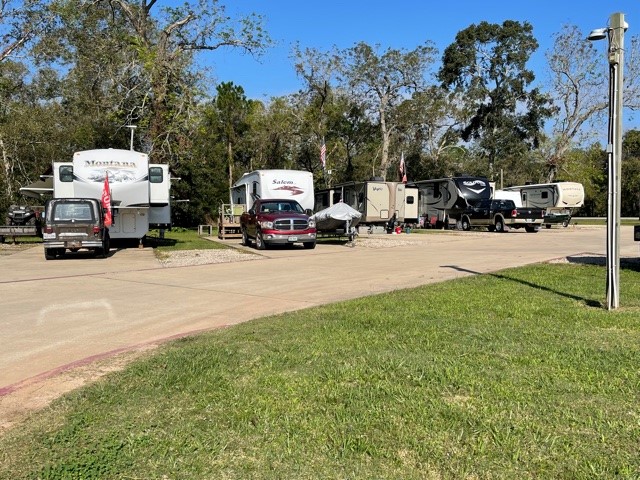 Fort Brazos RV Park | 20109 TX-36, Brazoria, TX 77422, United States | Phone: (979) 217-2605