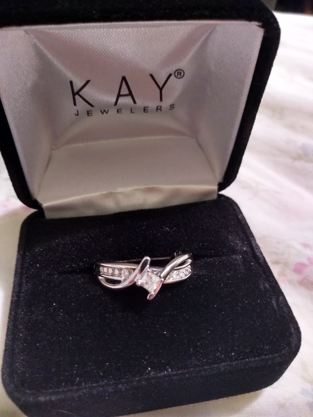 KAY Jewelers | 1 Crossgates Mall Rd B225, Albany, NY 12203, USA | Phone: (518) 456-1101