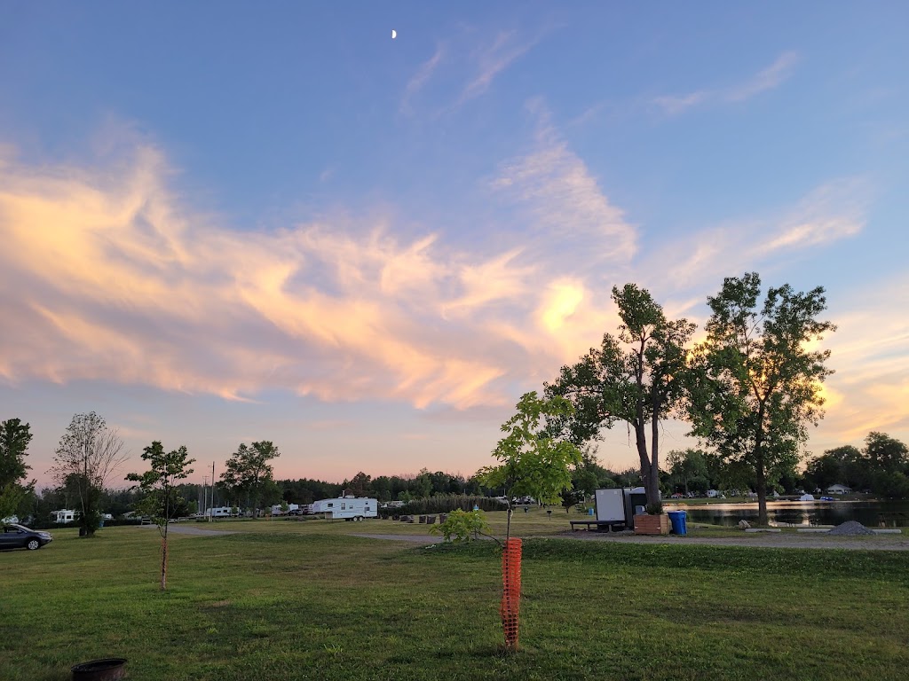 Windmill Point Park | 2409 Dominion Rd, Ridgeway, ON L0S 1N0, Canada | Phone: (905) 894-2809