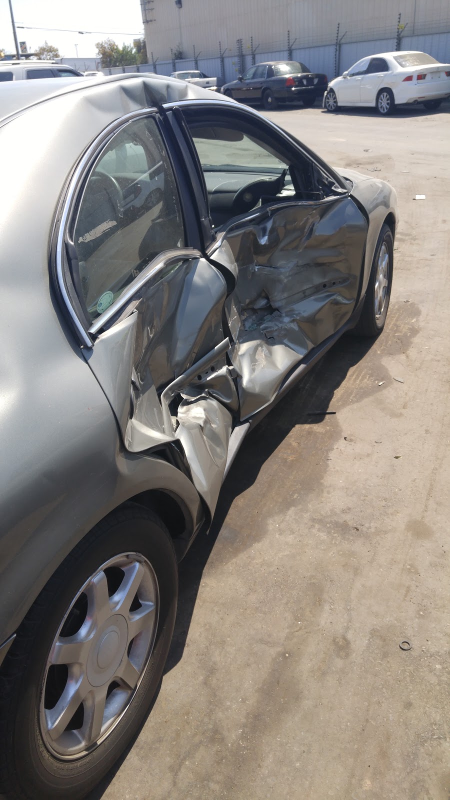 IAA Fresno | 1805 N Lafayette Ave, Fresno, CA 93705, USA | Phone: (559) 264-5033