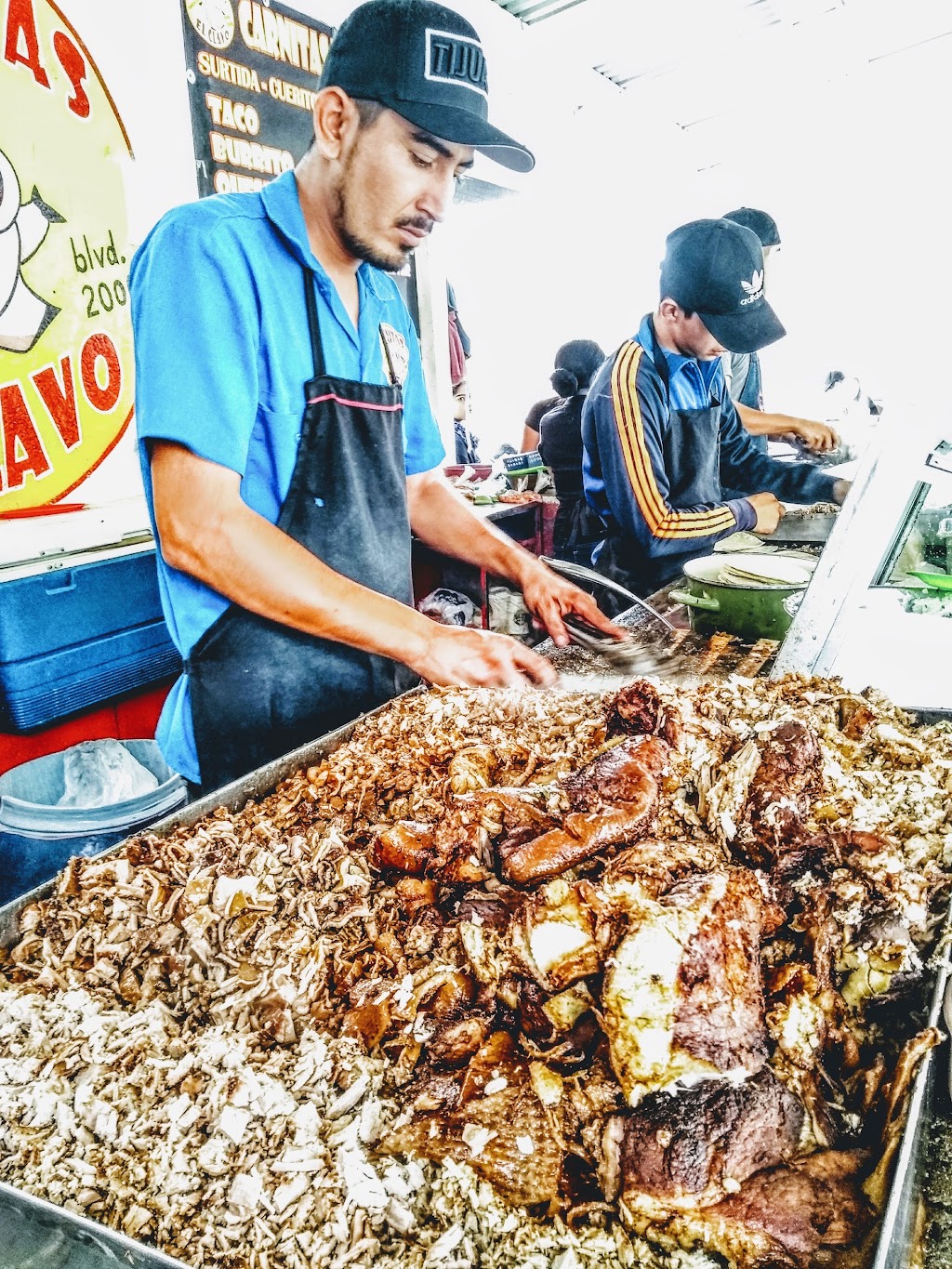 Carnitas El Clavo | Corredor Tijuana - Rosarito 2000 s/n, Río Tijuana 3a. Etapa, 22044 Tijuana, B.C., Mexico | Phone: 664 372 1349