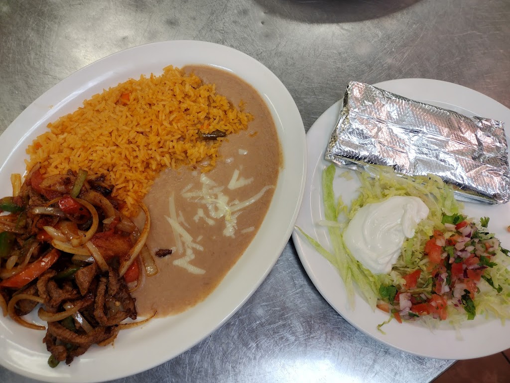 Pupuseria la unica and mexican restaurant | 2021 Walmart Way, Radcliff, KY 40160, USA | Phone: (270) 352-2021