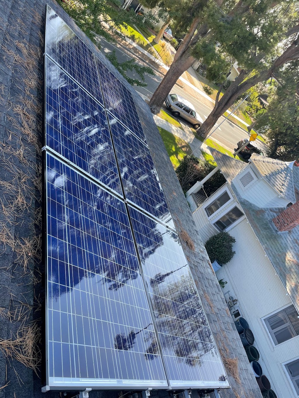 Solar Clean Service LLC | 1711 W 83rd St, Los Angeles, CA 90047 | Phone: (310) 746-6648