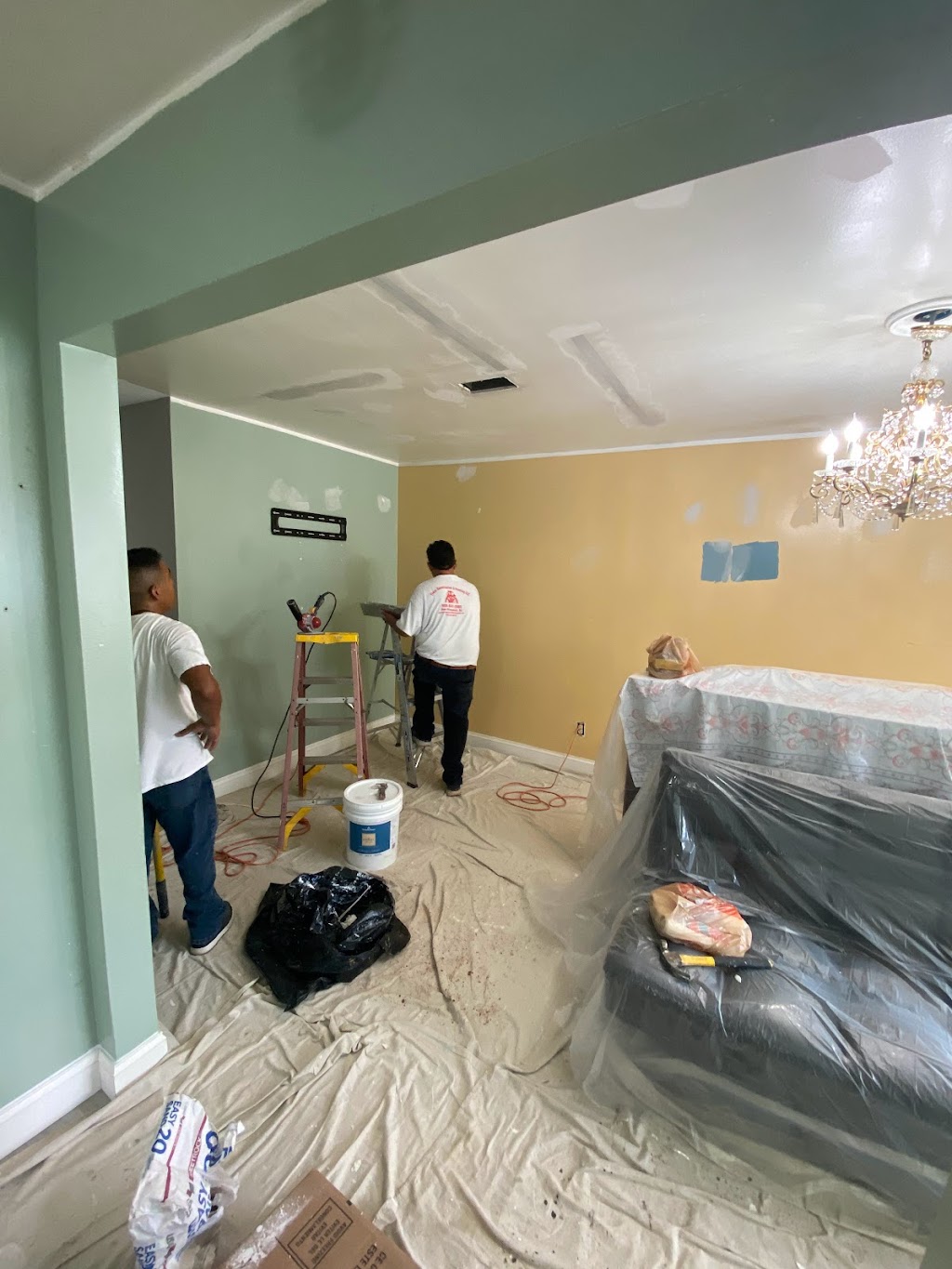 Erazo Construction and Painting LLC | 976 Glenn Ave, North Brunswick Township, NJ 08902 | Phone: (732) 912-9916