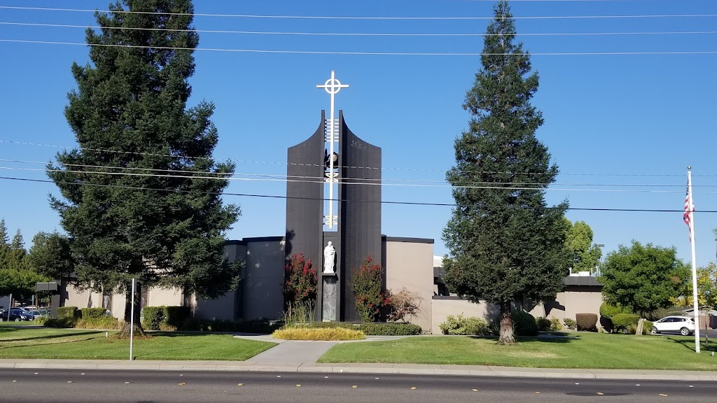 Saint Josephs Catholic Church | 1813 Oakdale Rd, Modesto, CA 95355, USA | Phone: (209) 551-4973