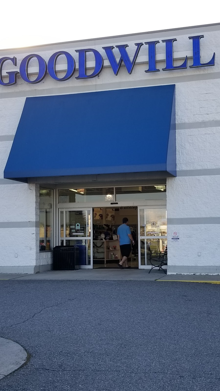 Goodwill Store and Donation Center | 284 Commonwealth Blvd W, Martinsville, VA 24112, USA | Phone: (276) 638-5100