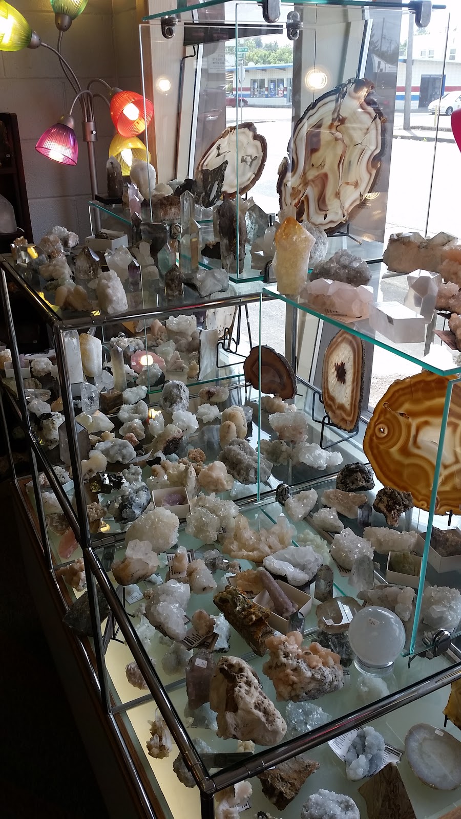 C&H Family Jewels Rock and Lapidary | 4270 NE Blanchard Ln, Dayton, OR 97114, USA | Phone: (503) 583-5030