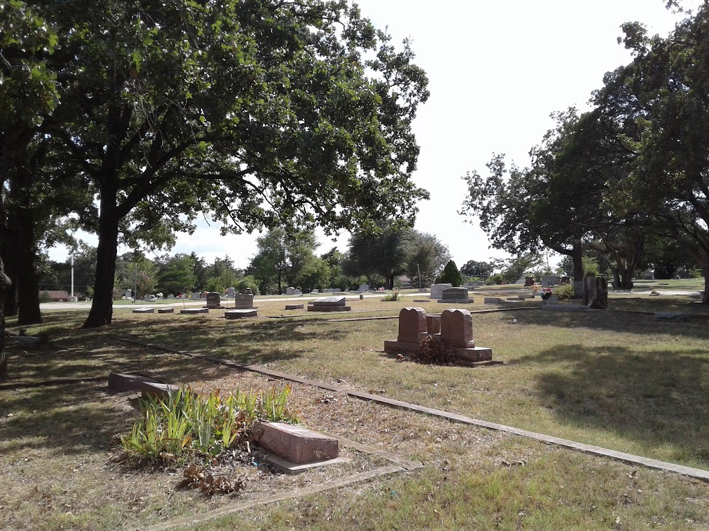 Keene Memorial Park Cemetery | 301 Pioneer Dr, Keene, TX 76059, USA | Phone: (817) 641-6566