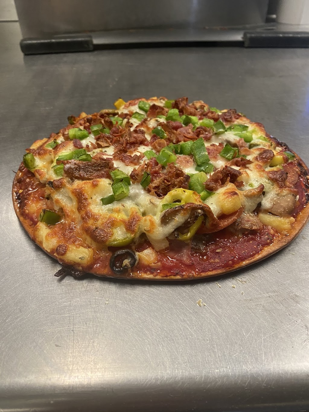 Chanticlear Pizza | 440 Bunker Lake Blvd, Anoka, MN 55303, USA | Phone: (763) 421-4242