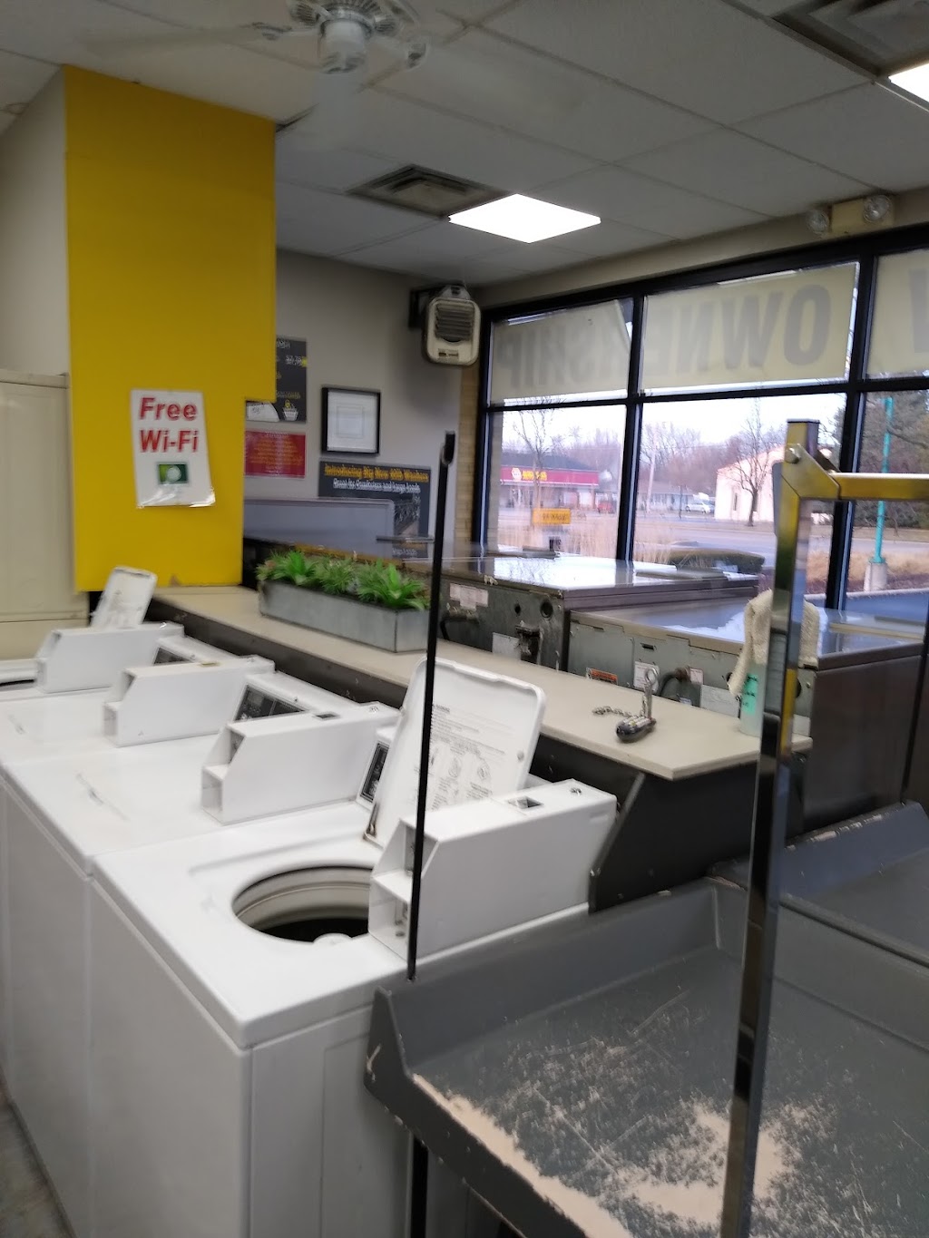 Busy B Laundromat | 19137 Wolf Rd Ste D, Mokena, IL 60448, USA | Phone: (815) 312-3012