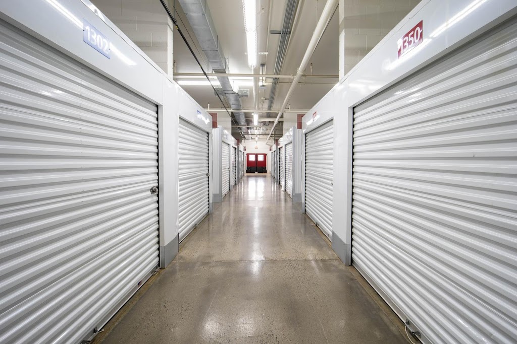 Public Storage | 12211 Middlebrook Road, Germantown, MD 20874, USA | Phone: (301) 836-3153