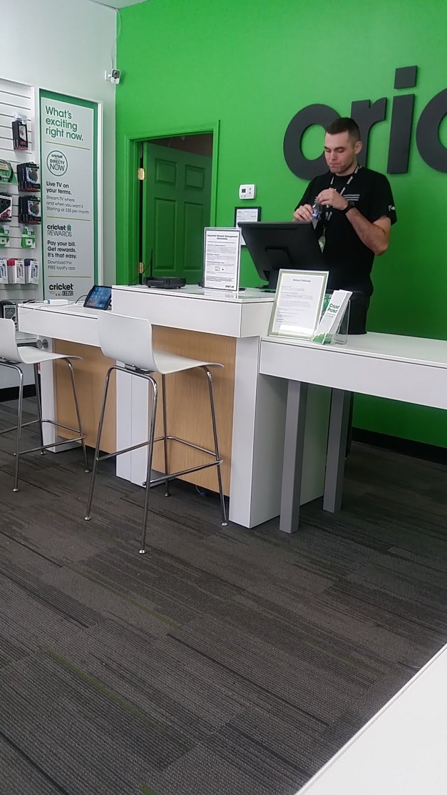 Cricket Wireless Authorized Retailer | 312 Shopping Center Dr, Wildwood, FL 34785, USA | Phone: (352) 399-6120