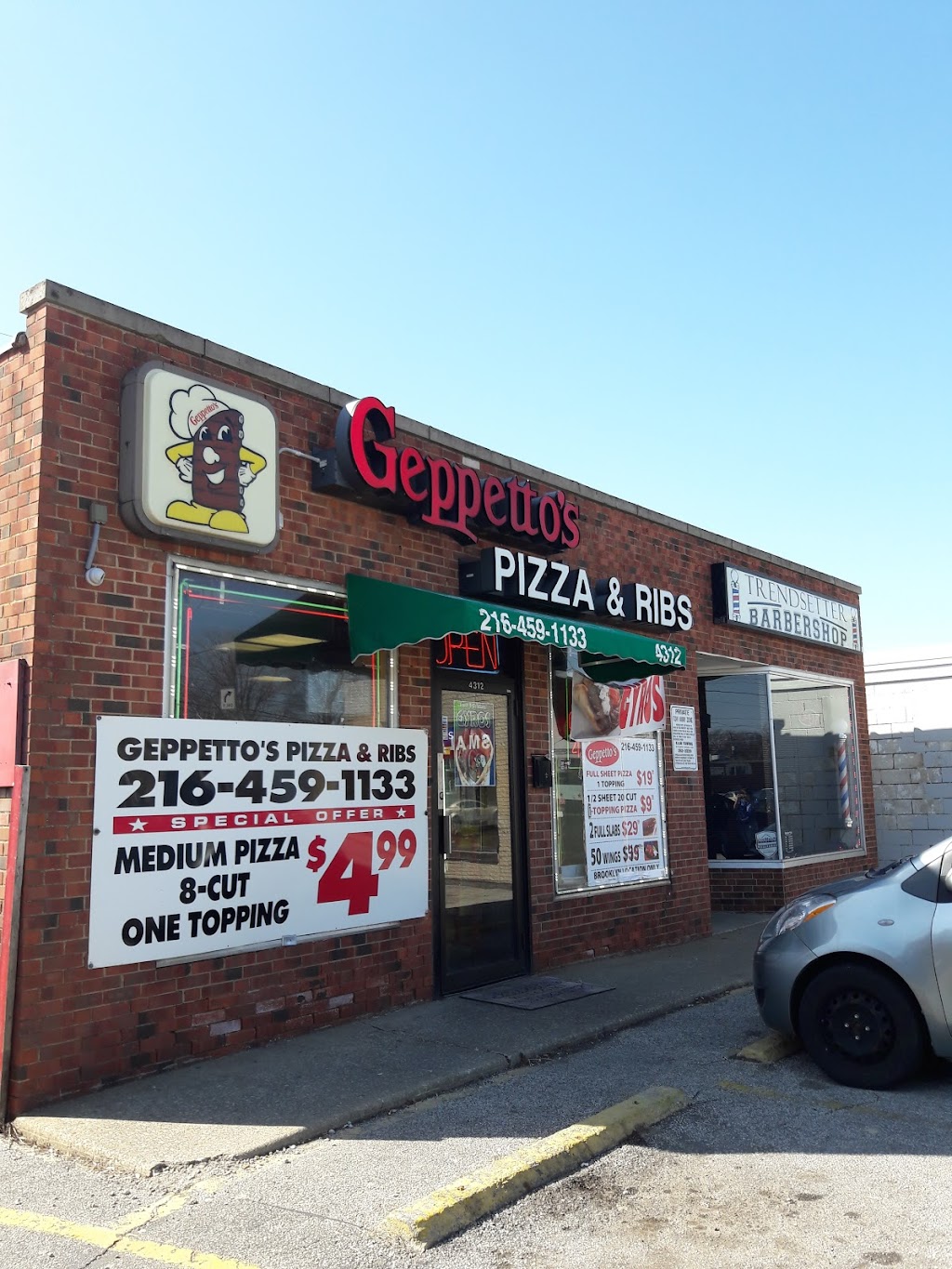 Geppettos | 4312 Ridge Rd, Cleveland, OH 44144, USA | Phone: (216) 459-1133