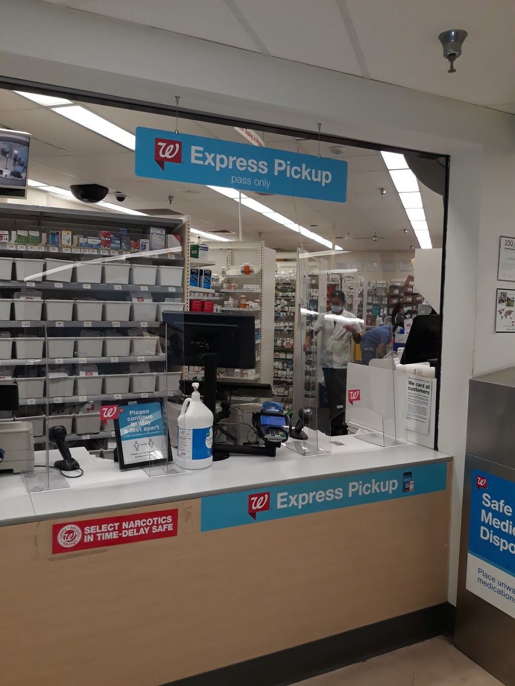 Walgreens | 15250 Cedar Ave, Apple Valley, MN 55124, USA | Phone: (952) 432-5557