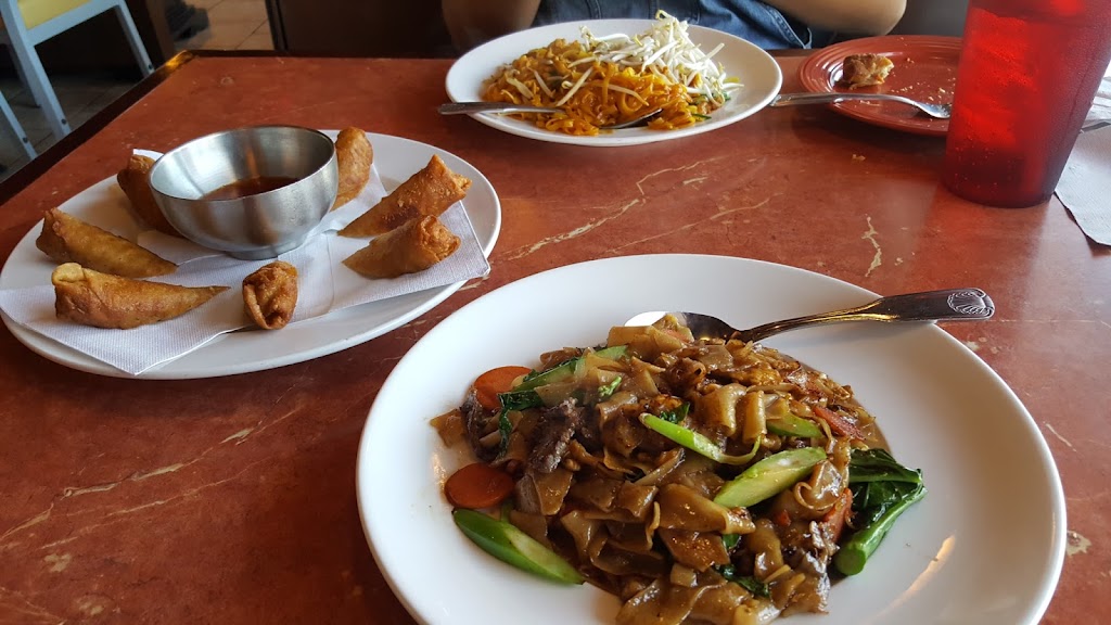 Thai Famous Cuisine | 11891 S Euclid St, Garden Grove, CA 92840 | Phone: (714) 534-3316