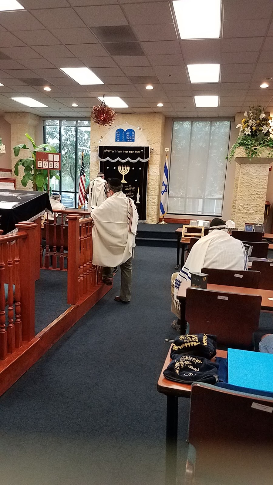 Young Israel Aish HaTorah | 9590 W Sahara Ave, Las Vegas, NV 89117, USA | Phone: (702) 360-8909