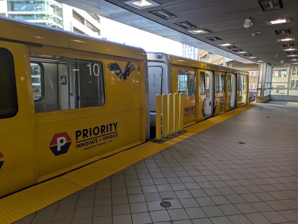 Cadillac Center | Gratiot Ave, Detroit, MI 48226, USA | Phone: (313) 224-2160