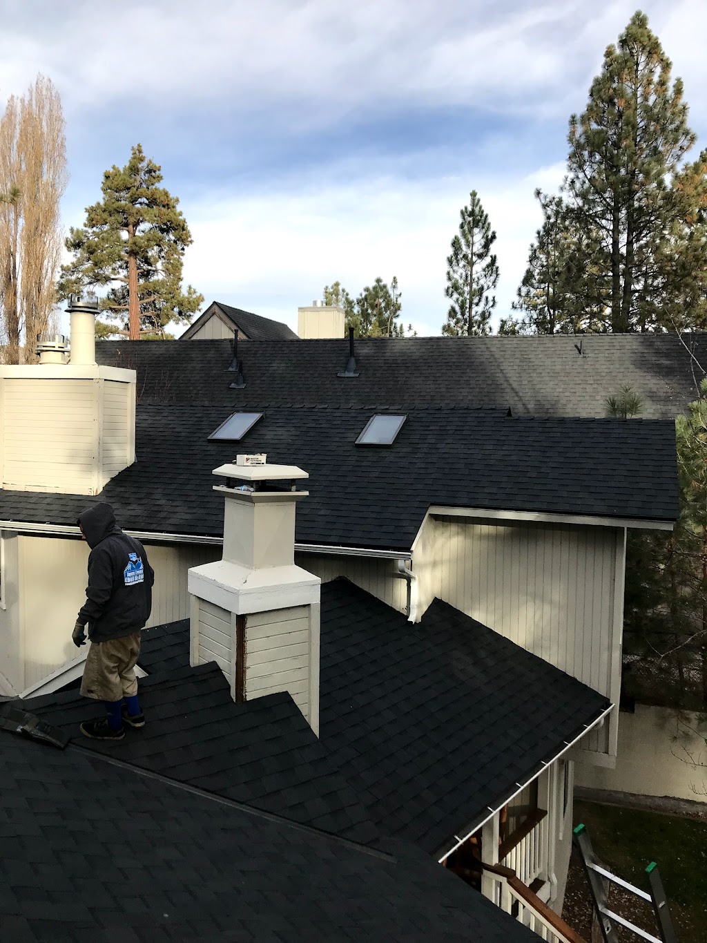 Roofing By James L. Costello | 1239 W Big Bear Blvd, Big Bear, CA 92314, USA | Phone: (909) 585-2989