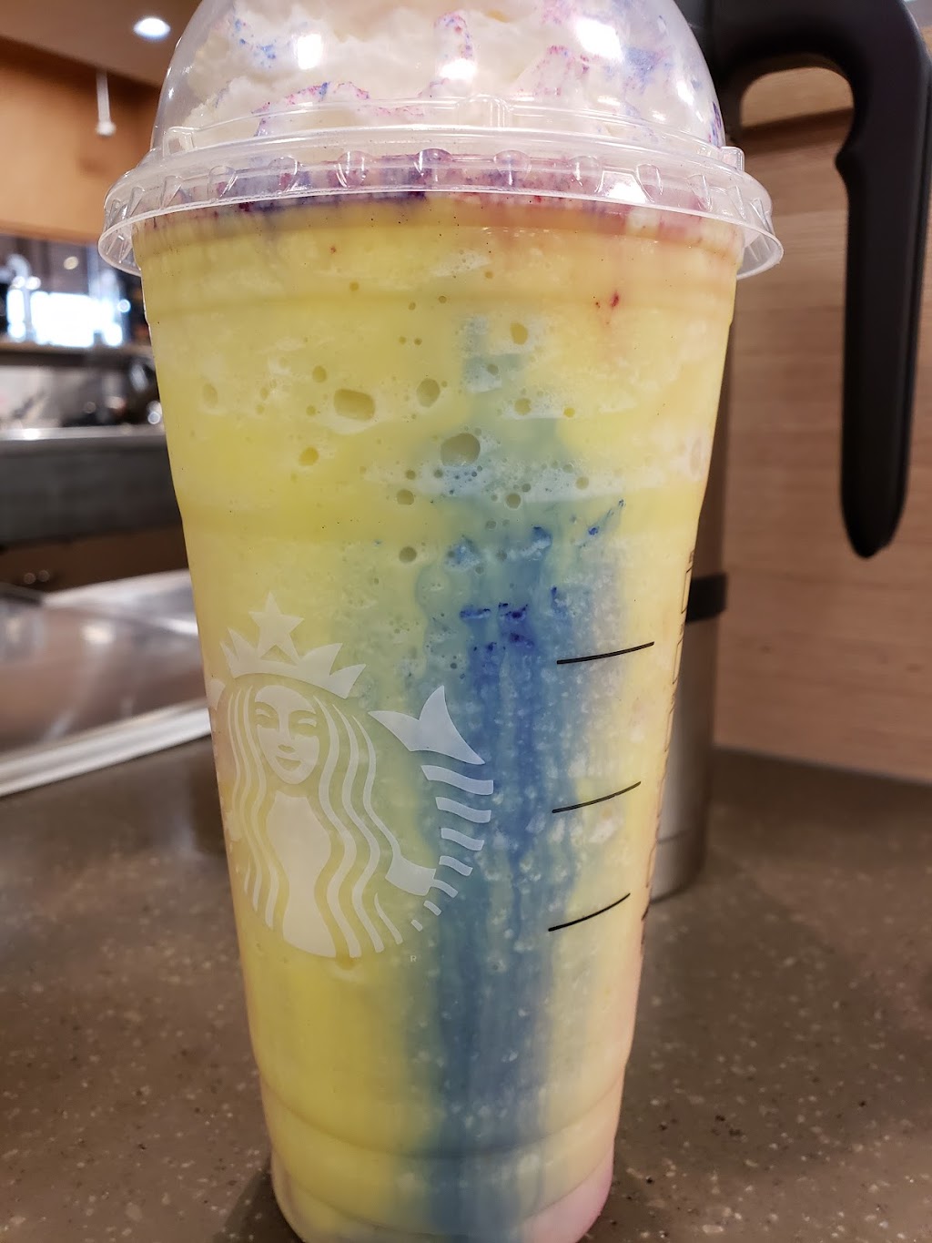 Starbucks 2024 N Rock Rd, Derby, KS 67037