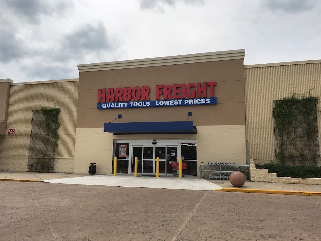 Harbor Freight Tools | 705 E Innes St, Salisbury, NC 28144, USA | Phone: (704) 638-1432