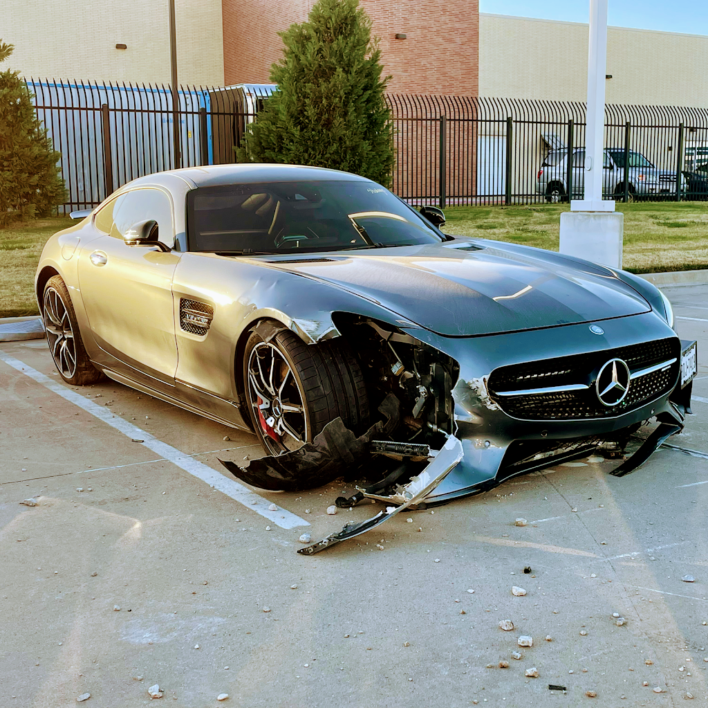 Dallas Damaged Cars | 12222 Merit Dr Suite 130, Dallas, TX 75251, USA | Phone: (214) 945-3289