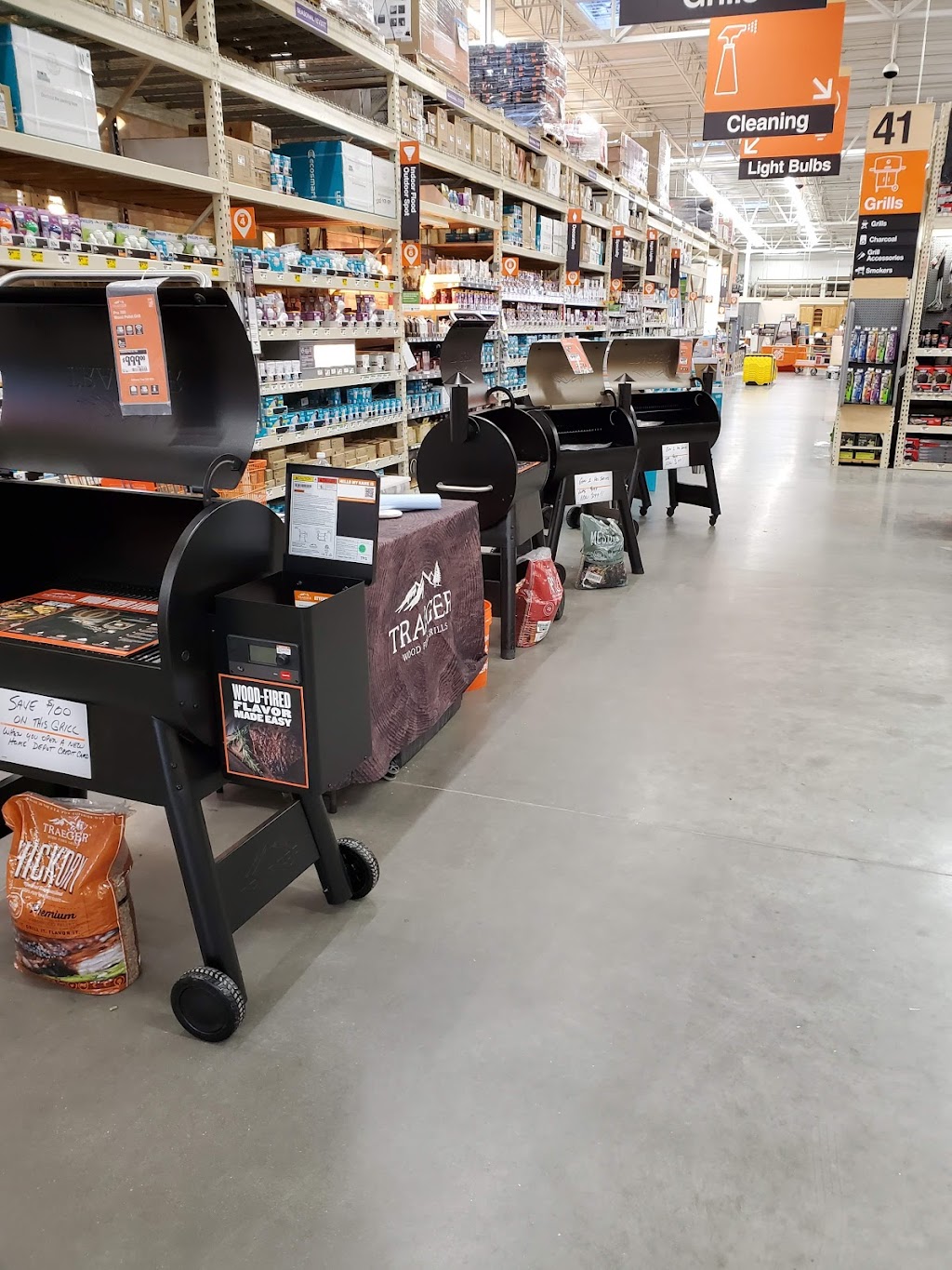 The Home Depot | 700 W Paradise Dr, West Bend, WI 53095, USA | Phone: (262) 338-8124