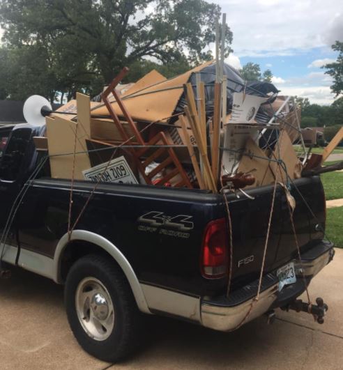 J & J Junk Removal with Hauling and Moving Services | 20 Edna Ln, Moscow Mills, MO 63362, USA | Phone: (636) 379-8062