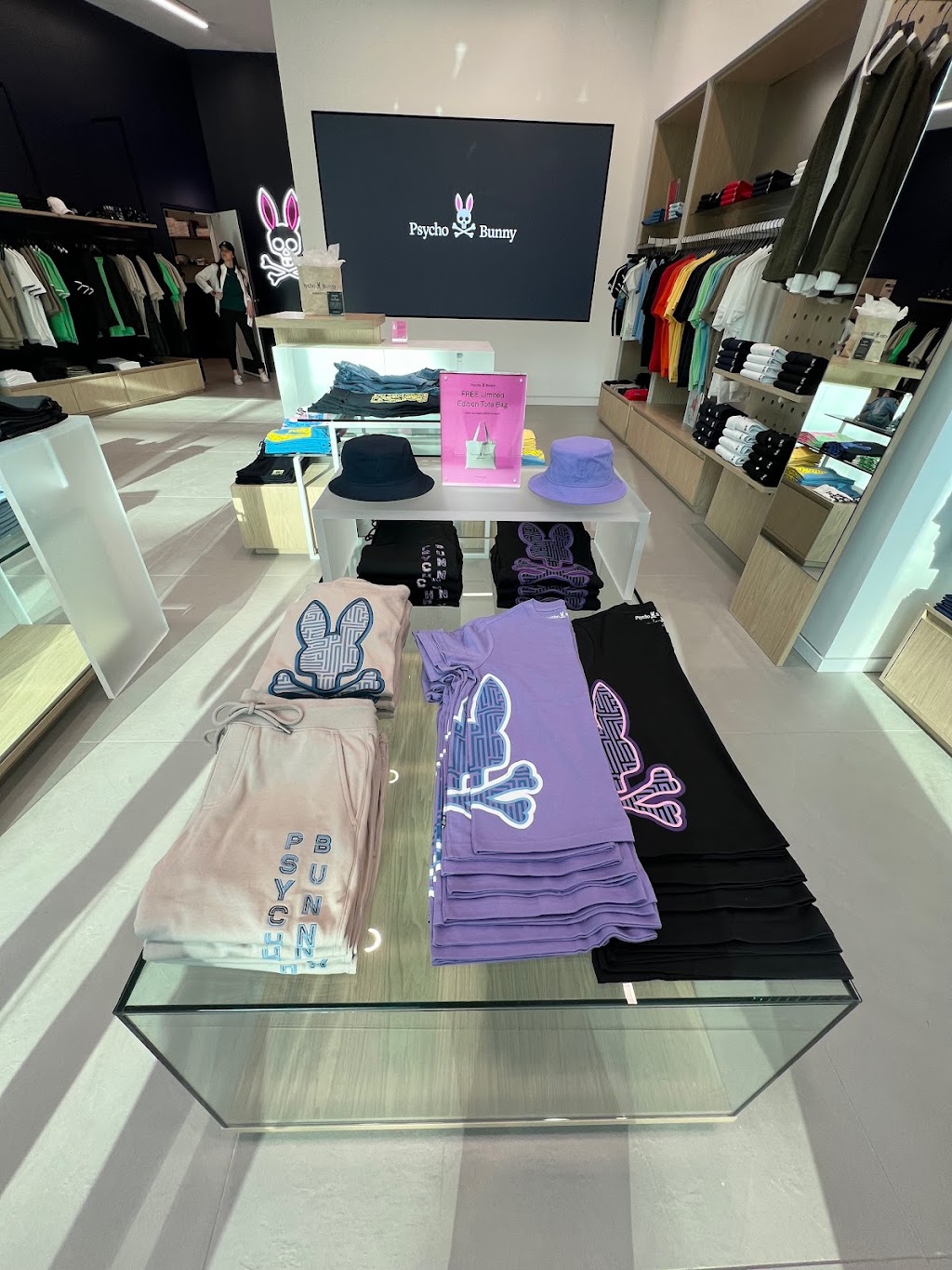 Psycho Bunny | 140 University Town Center Dr Suite 219, Sarasota, FL 34243, USA | Phone: (941) 278-8220