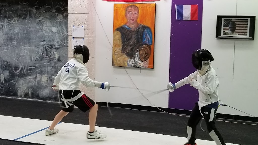 Syracuse Musketeers Fencing Center | 100 E Manlius St, East Syracuse, NY 13057, USA | Phone: (315) 447-8618