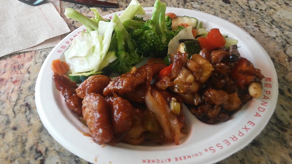 Panda Express | 29255 Central Ave, Lake Elsinore, CA 92532, USA | Phone: (951) 674-4689