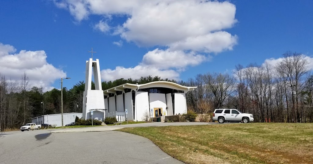 Holy Infant Catholic Church | 1042 Freeway Dr., Reidsville, NC 27320, USA | Phone: (336) 342-1448