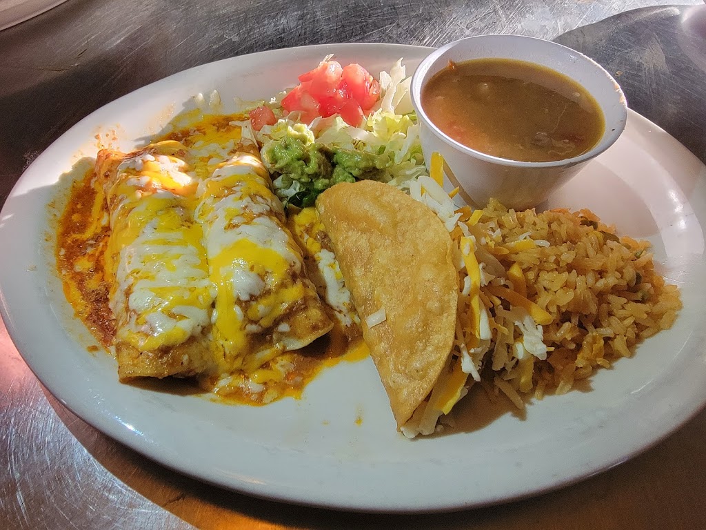 EL REY Mexican Bar & Grill | 2400B US-290 Suite 2, Dripping Springs, TX 78620, USA | Phone: (512) 858-5459