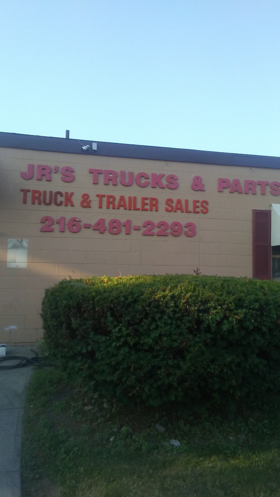 JRs Trucks and Parts | 16606 S Waterloo Rd, Cleveland, OH 44110, USA | Phone: (216) 481-2293