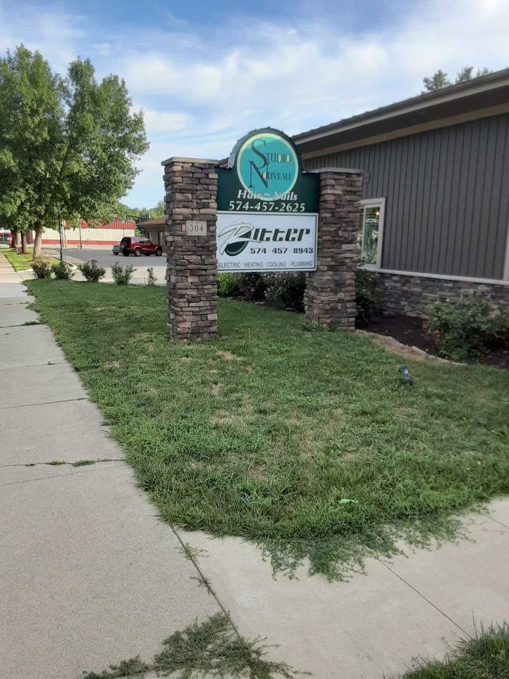 Studio Nouveau | 304 N Huntington St, Syracuse, IN 46567, USA | Phone: (574) 457-2625