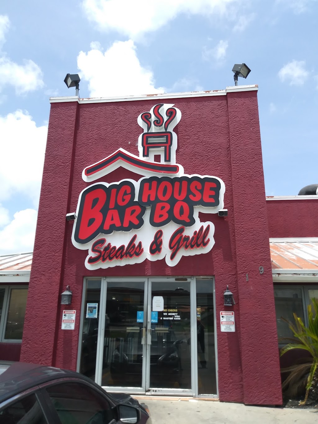 Big House Barbecue | 1900 E King Ave, Kingsville, TX 78363, USA | Phone: (361) 592-0333